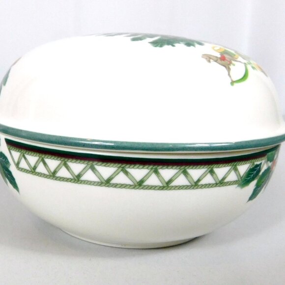 Christmas Story by Mikasa Round Candy Box 4 1/2" Tree Presents Discontinued - Picture 4 of 13